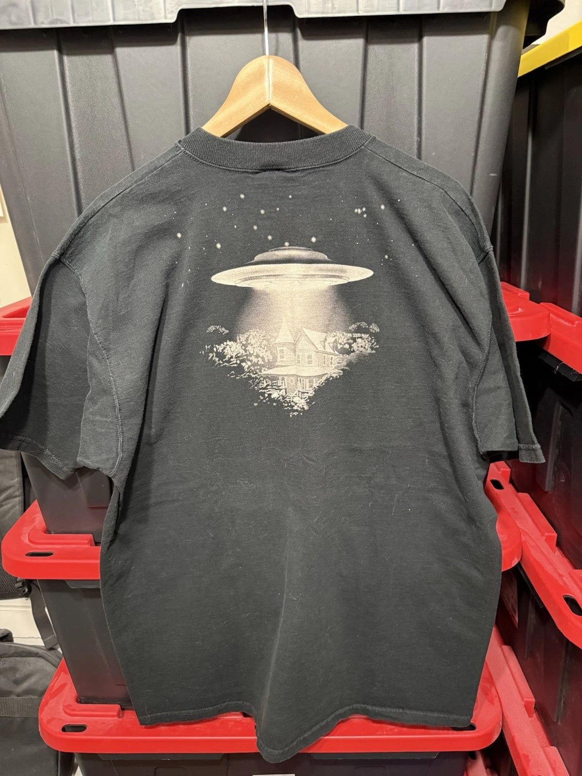 Vintage 1996 Liquid Blue Aliens Abduction UFO UAP Men's T Shirt Size XL 24x31.5
